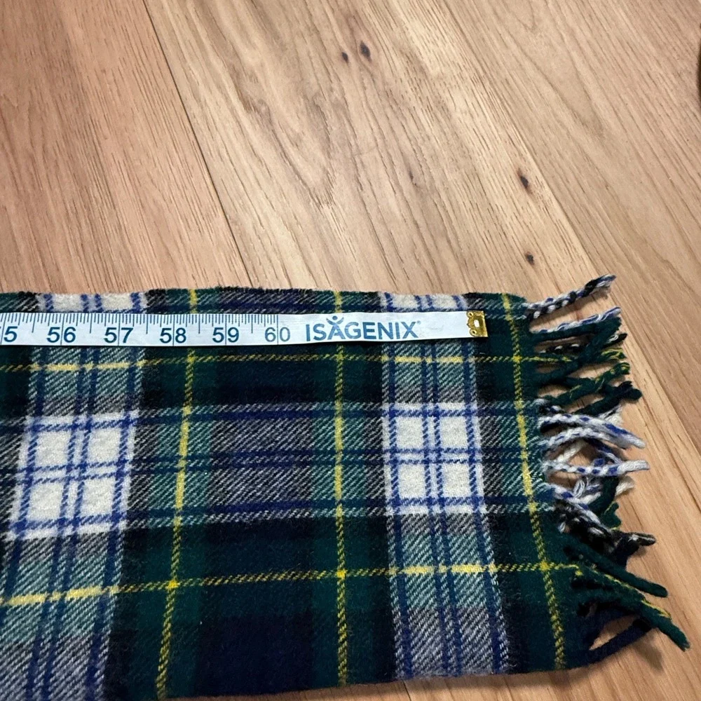 J Crew Scarf Unisex  Green Black Watch Tartan Plaid 100% Wool Made in Scotland